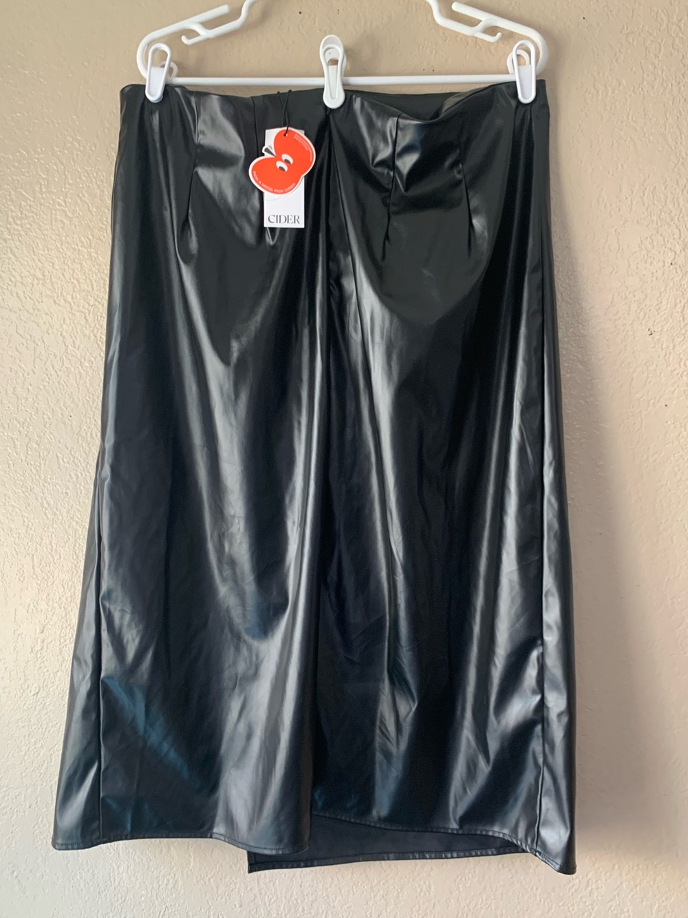 CIDER Black Faux Leather Ruched Y2K Clubwear Whimsigoth Midi Skirt Size 2X NWT - Picture 3 of 6